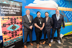 (From left to right) Vice President Jacob Moore, Mural artist Thomas "Breeze Marcus, Director Alex Soto, Governor Stephen Lewis (Gila River Indian Community)